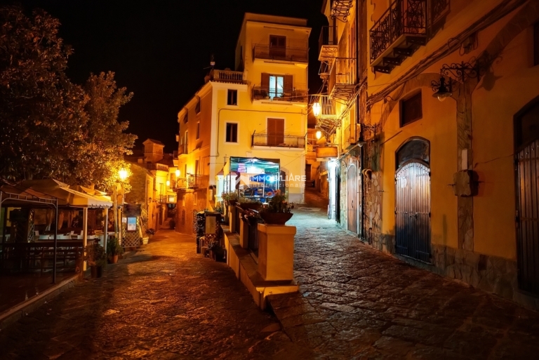 Streets of the Italian city of Agropoli late at night.