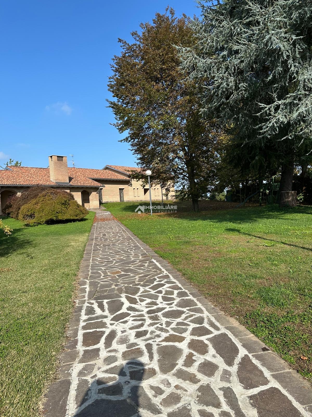 Esclusiva villa romana bernareggio